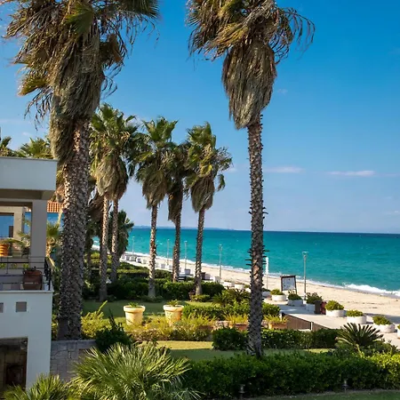 Exceptional Beachfront Villa Blue Cocoon Pefkochori Exterior foto